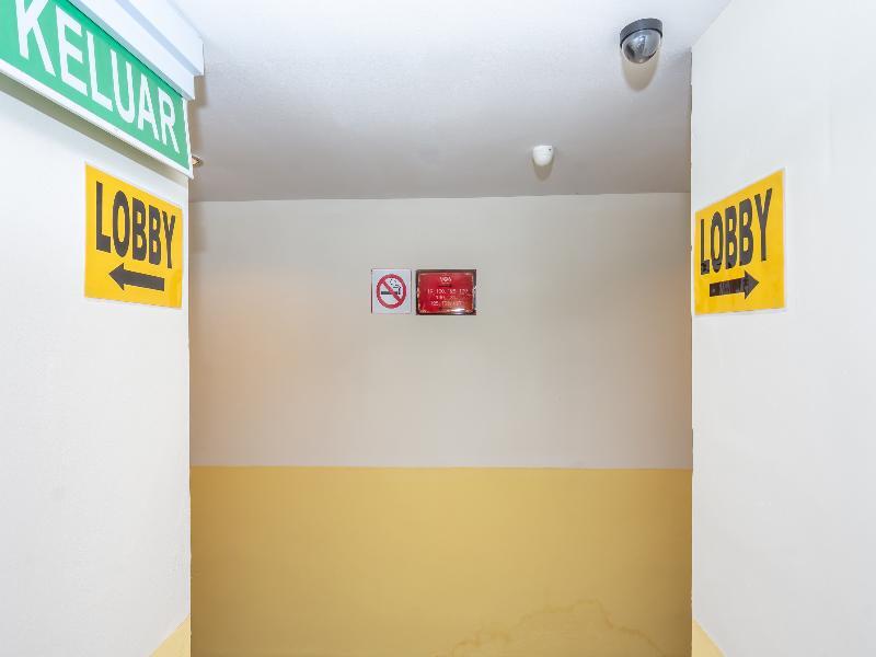 Oyo 1158 906 Airport Ξενοδοχείο Malacca Εξωτερικό φωτογραφία